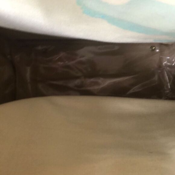 Vintage Lark Nylon and leather travel bag. Stripe trim. - Picture 7 of 10